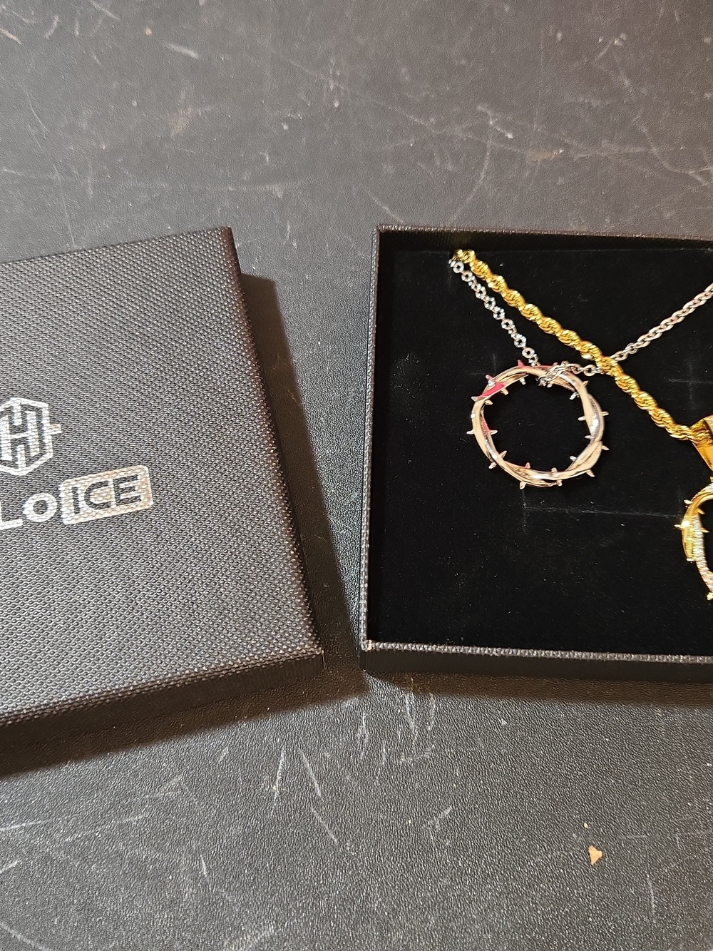 Mixed Gold and Silver Toned Crown Of Thorns Pendant Necklaces - Women Jewelry